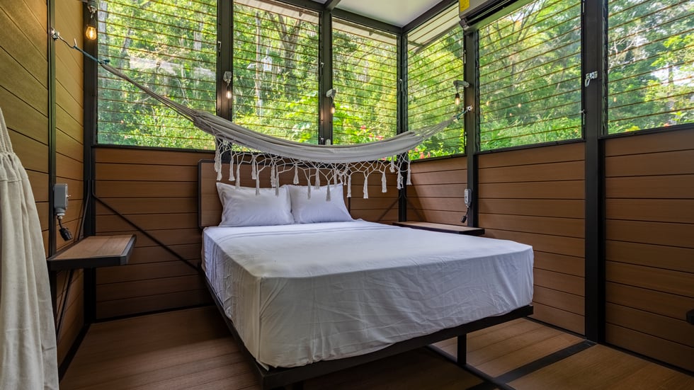 Riverfront Surf House in Playa Dominical Walk to the Beach