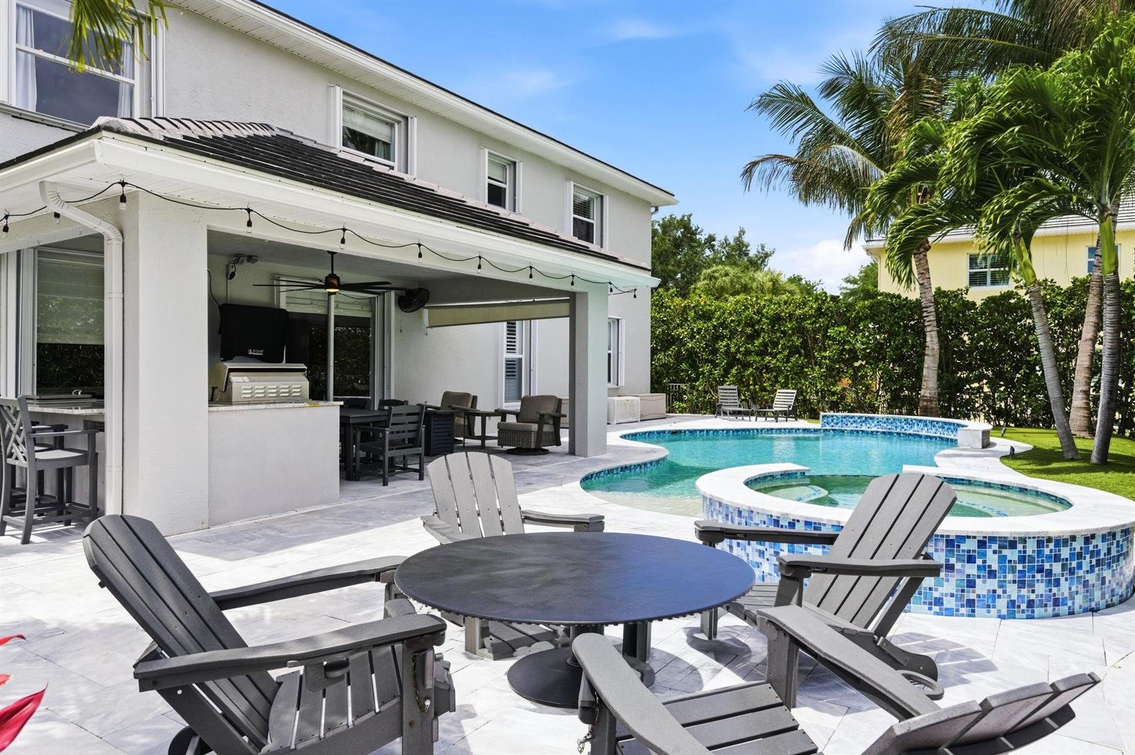573 Cocoplum Drive, E