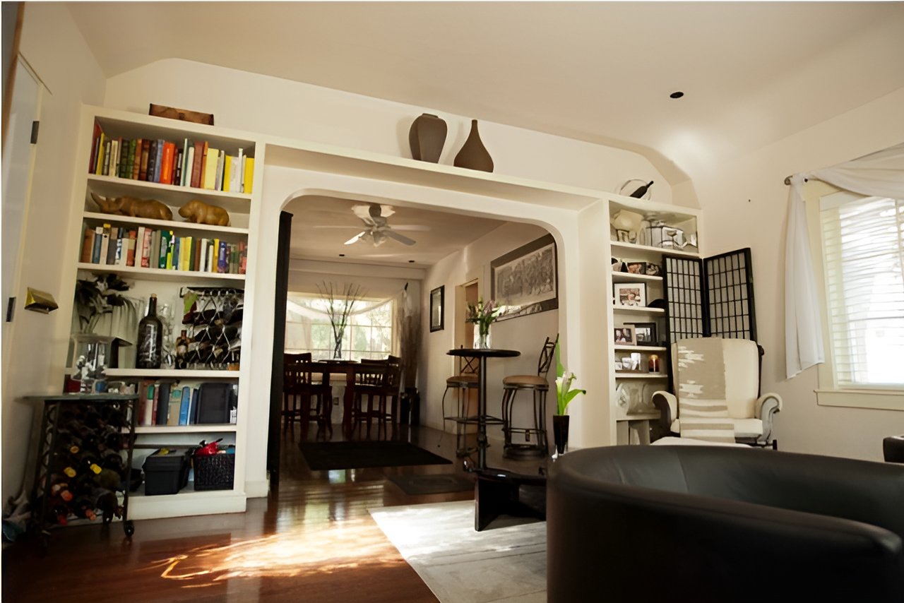 1824 Markham Way Sacramento, CA 95818- For Sale in Land Park