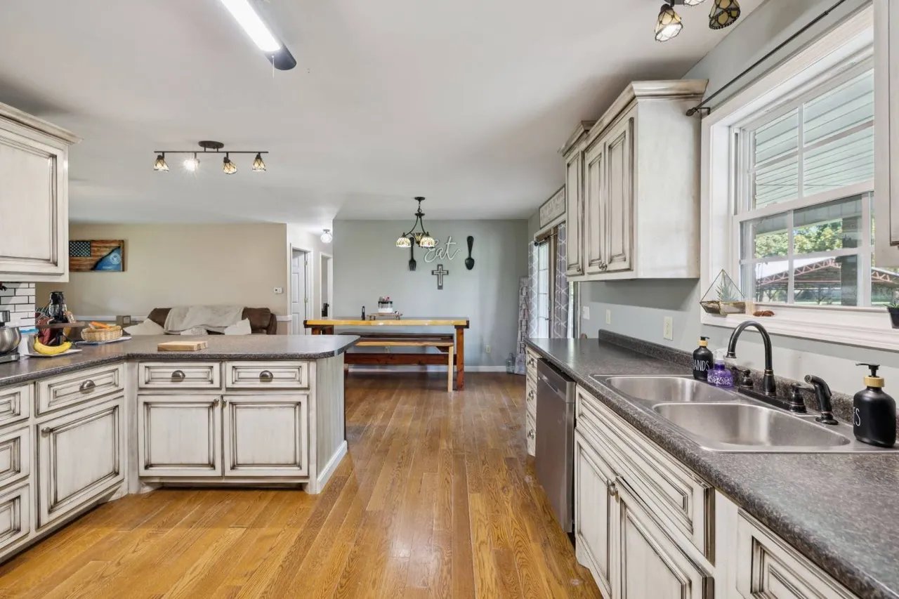 326 Sunny Brook Creek Rd