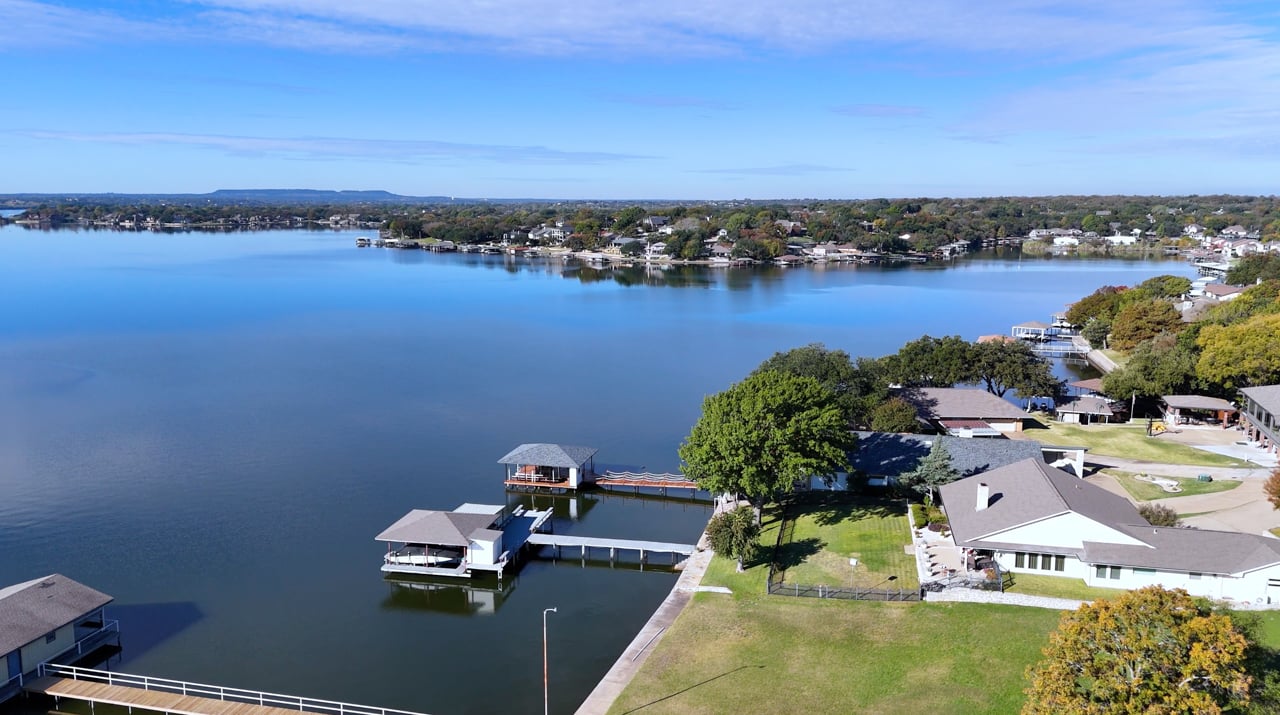 DeCordova Bend Estates