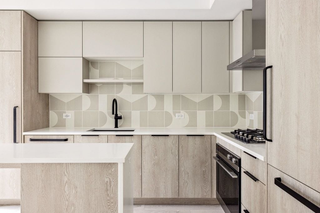 322 E 15th Ave, #212