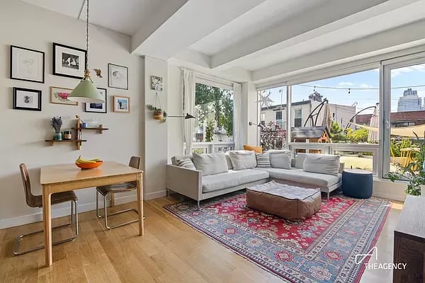150 North 5th Street Unit: 3E