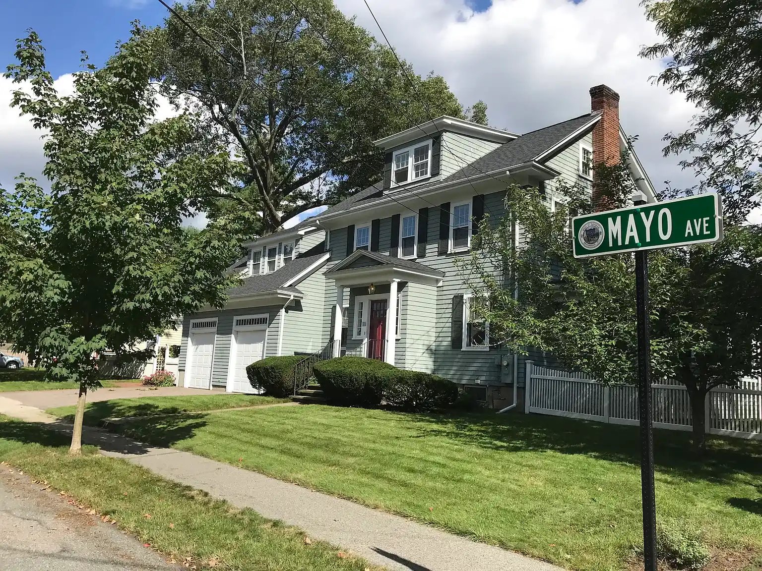 80 Mayo Ave
