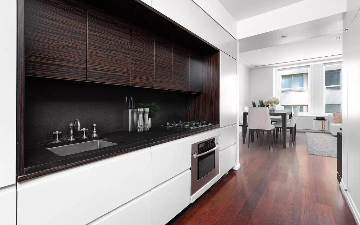 55 Wall Street, Apt 606