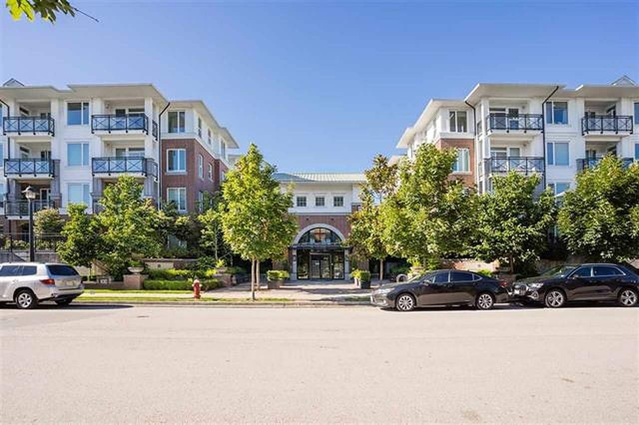 135-9399 Odlin Rd