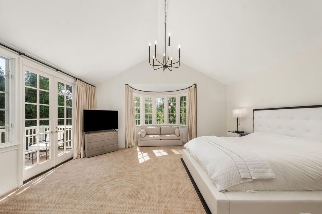 Opulent Ridge