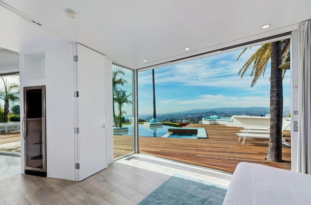 Infinity Horizon