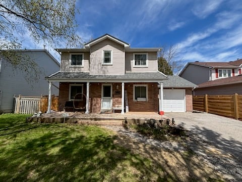 990 Anna Maria Ave