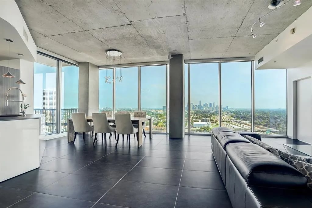 5925 Almeda Rd, Unit 12117