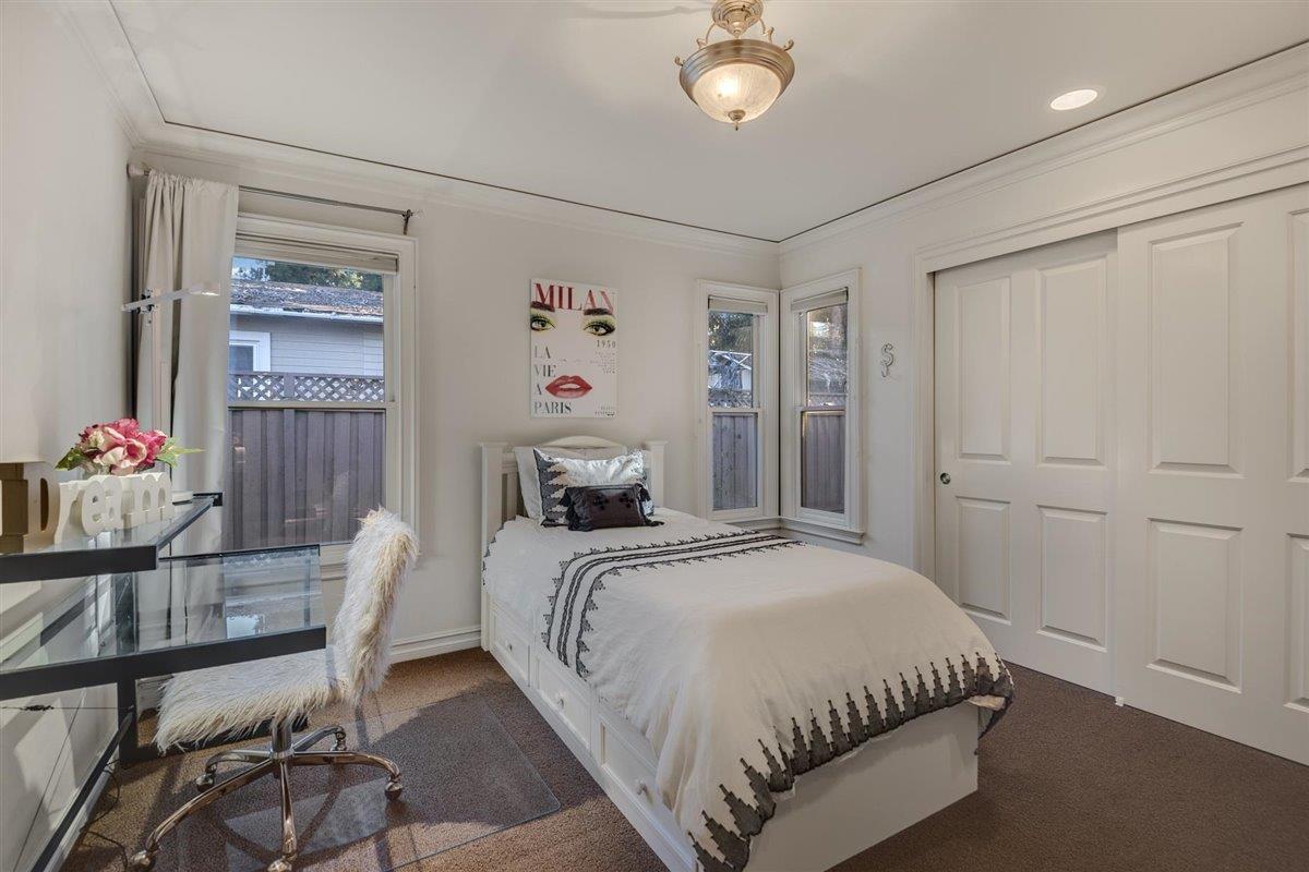 222 Johnson Ave