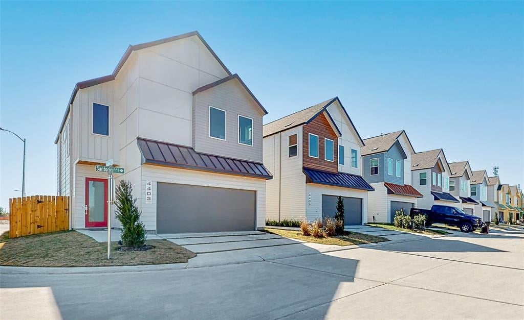 4411 Bora Bora Ln