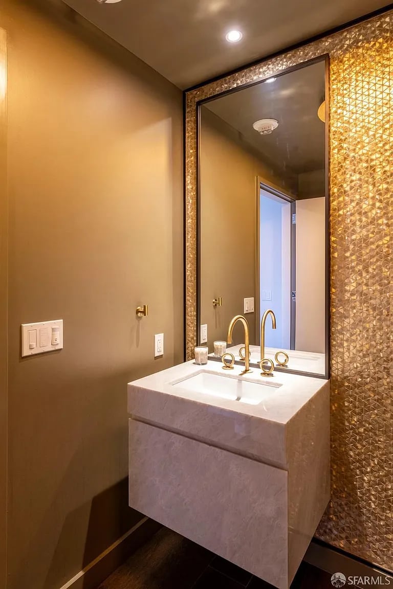 488 Folsom St Unit 3503