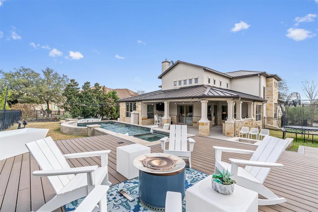 11600 Shoreview
