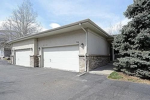 716 Elm Cir