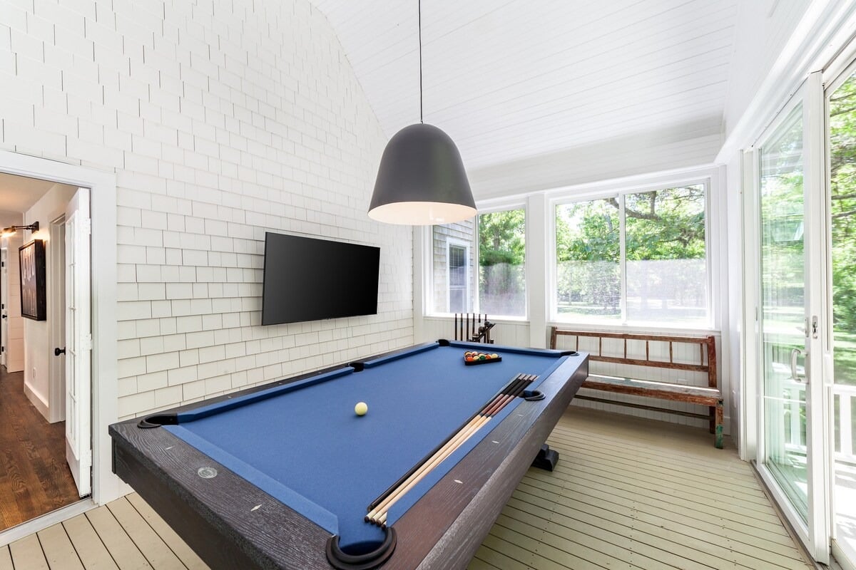 Luxury 5 Bedroom Katama Estate With Pool & Hot Tub