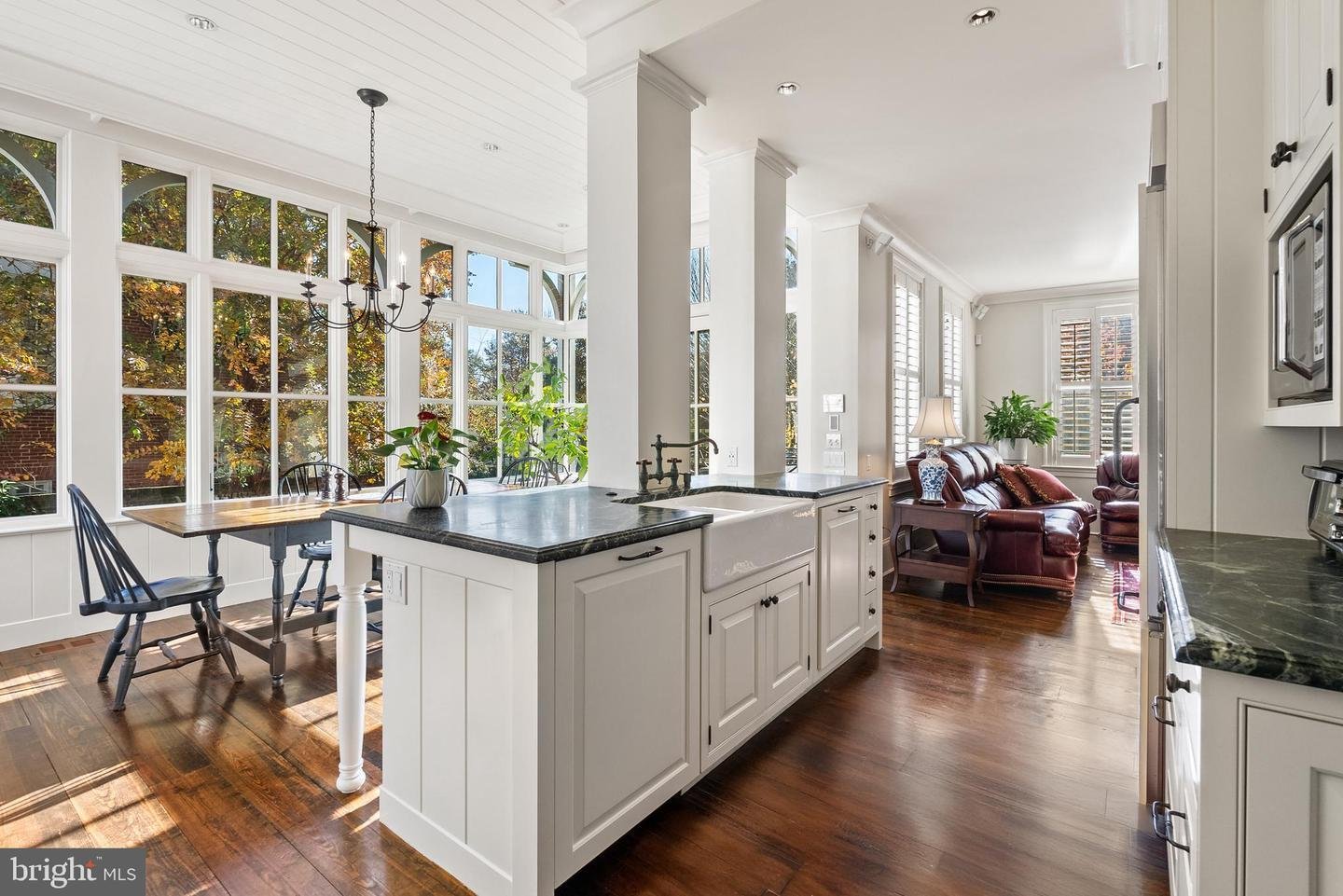 1601 28th St NW