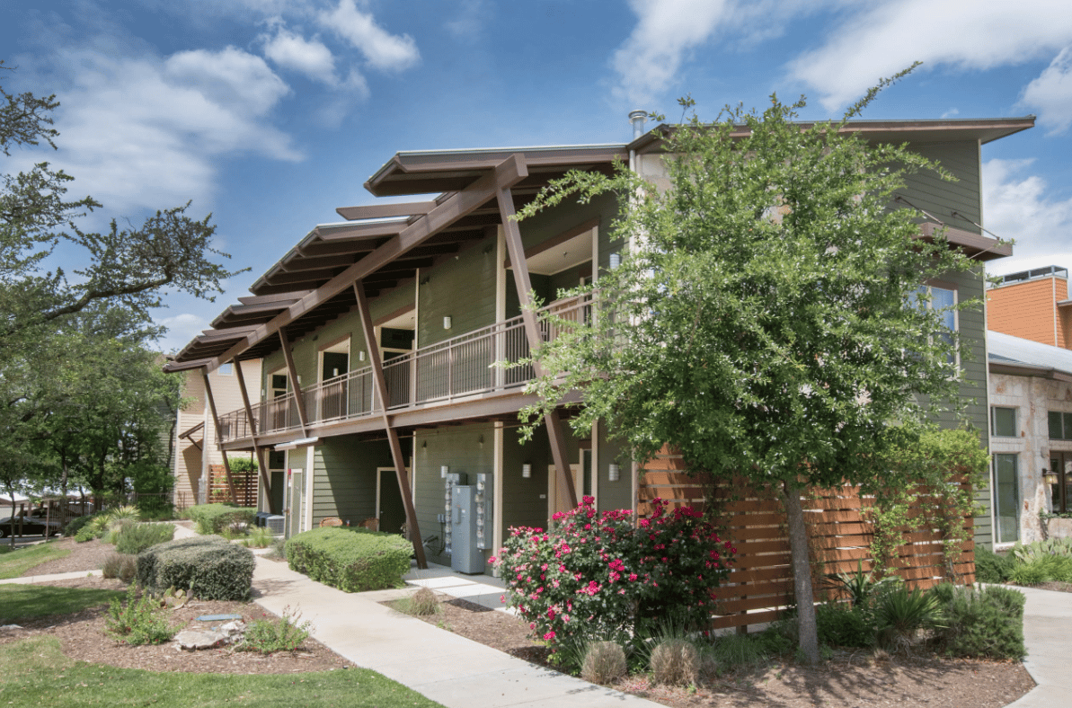 Up to 8 Weeks Free on select units with 12+ month leases