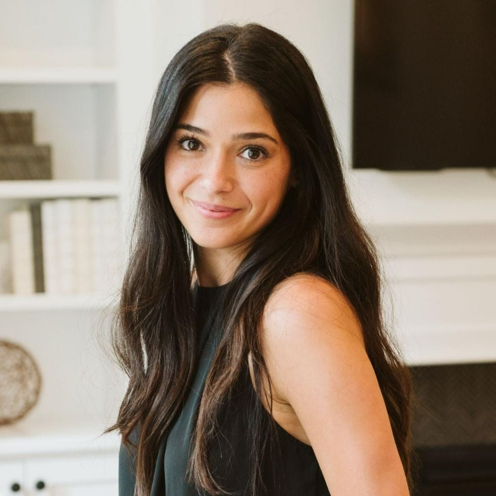 Nicole Reinhardsen Bainbridge Island, WA Real Estate Agent Headshot