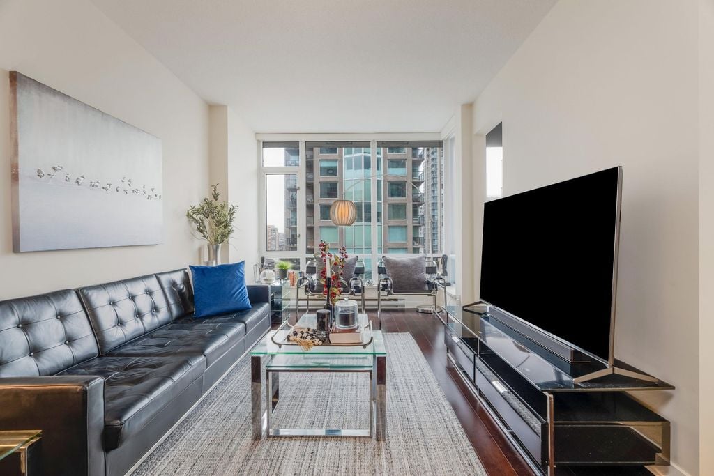 833 Homer St, #1008
