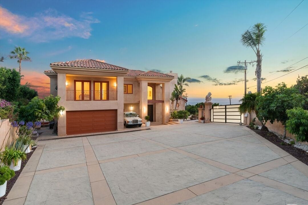 Puesta Del Sol St, 90265