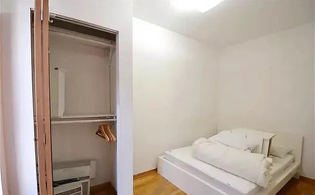 402 East 69th St #10