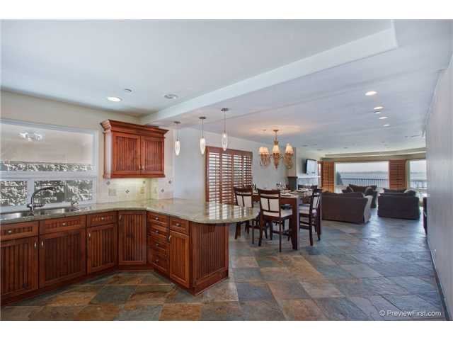 1161 Pacific Beach Drive 