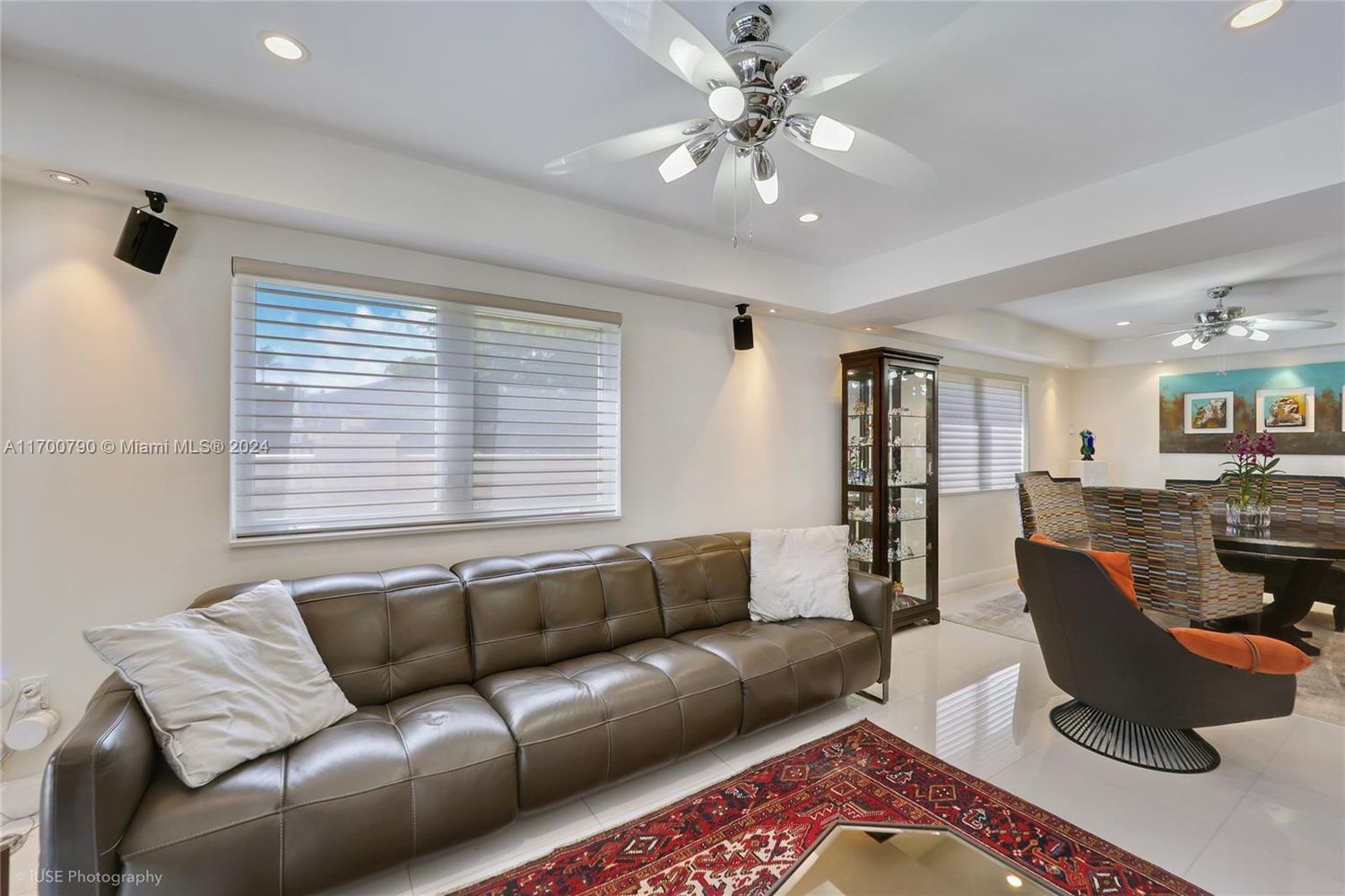5320 Sunset Dr