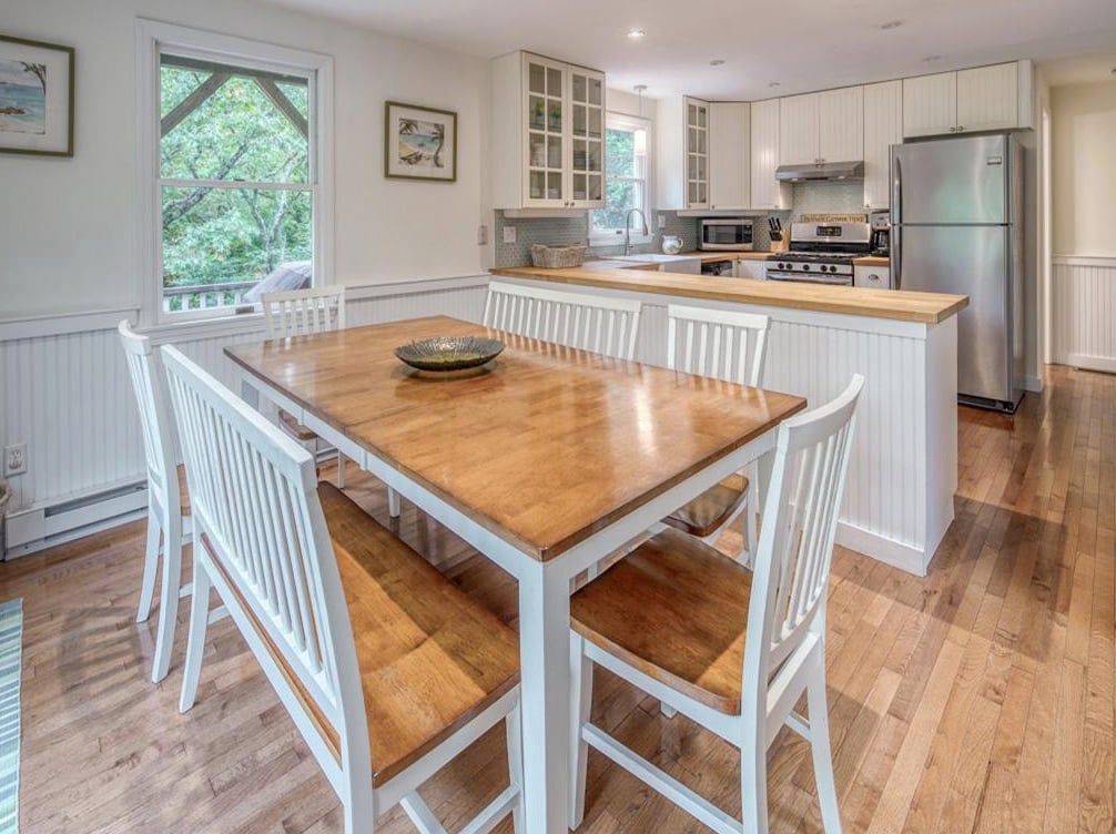 62 Windsor Dr