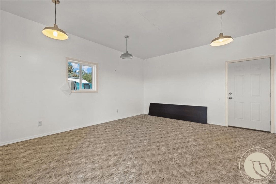 105 Schreiner Rd