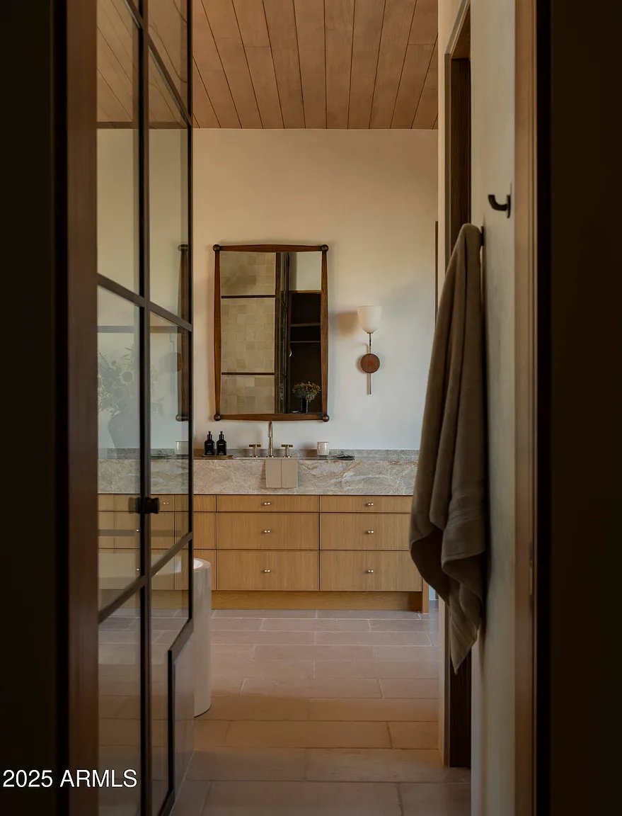 8631 N AVENIDA DEL SOL