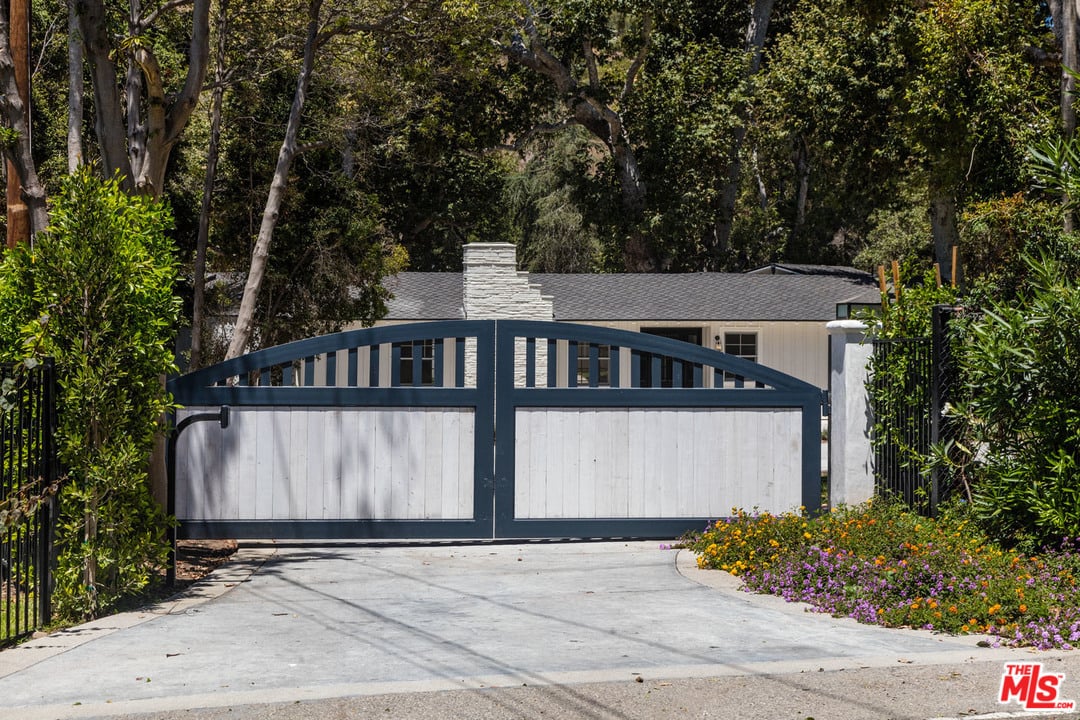 5845 Bonsall Dr