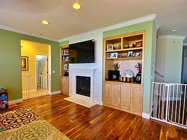 228 Mountain View Dr