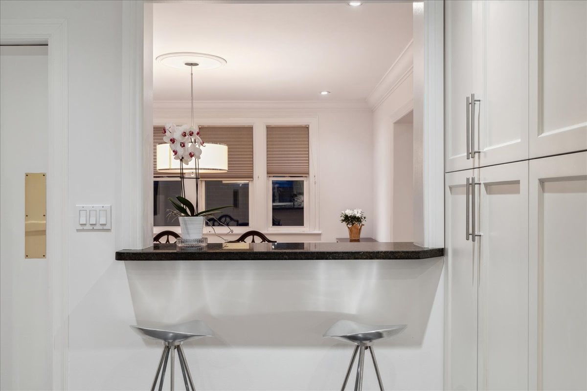Executive Rental in Forest Hill