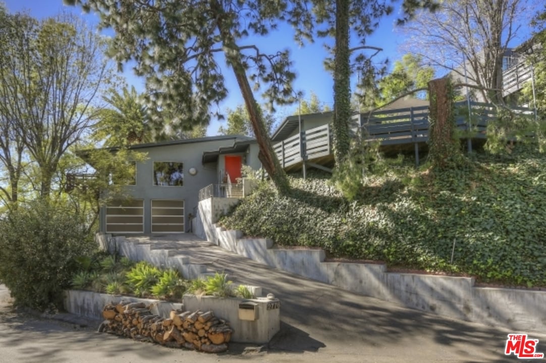 2776 Rinconia Dr