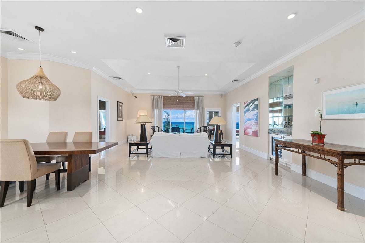 4C Caves Heights