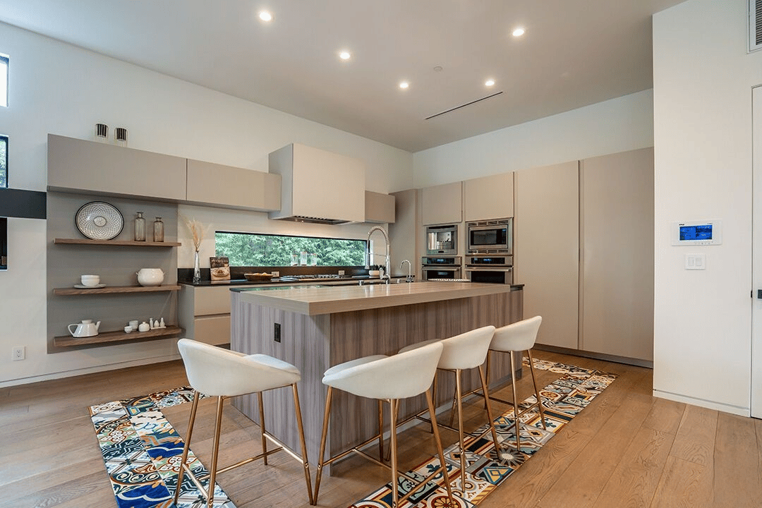 Modern 5BR Home w/Pool – Walk to The Grove & LACMA