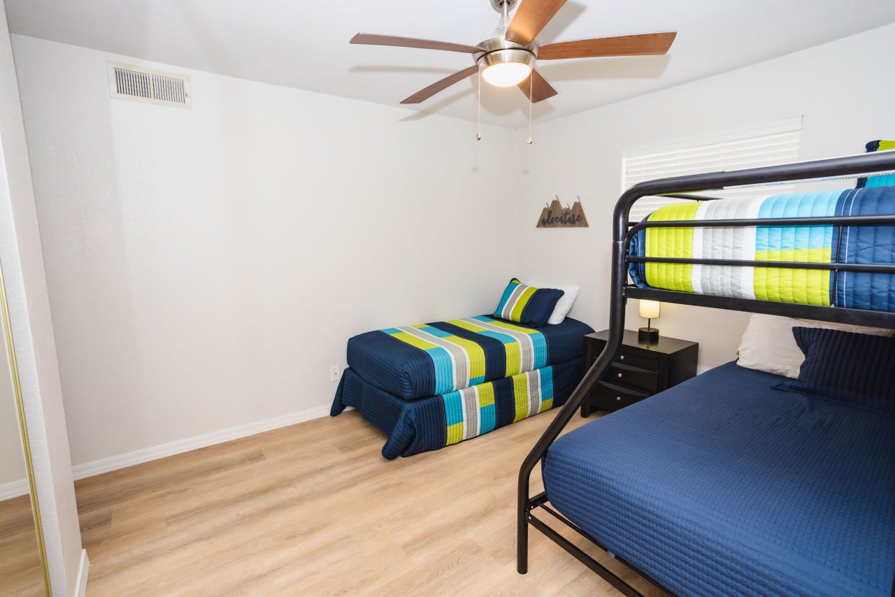 3376 Hornet Bay N