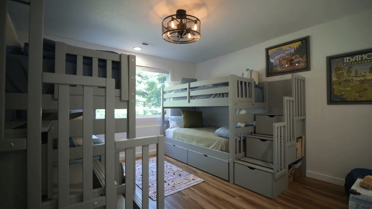 Rivers Edge Retreat, Luxury Waterfront Estate on the Spokane River
