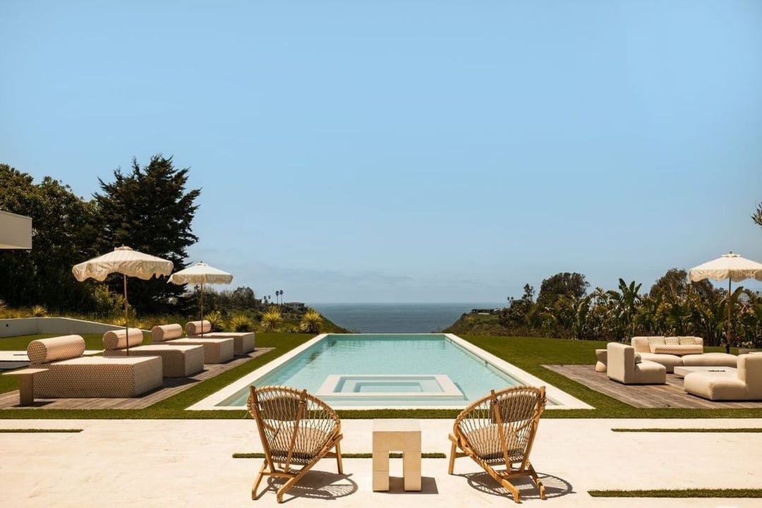 Skyreach Manor, Dume Dr, 90265