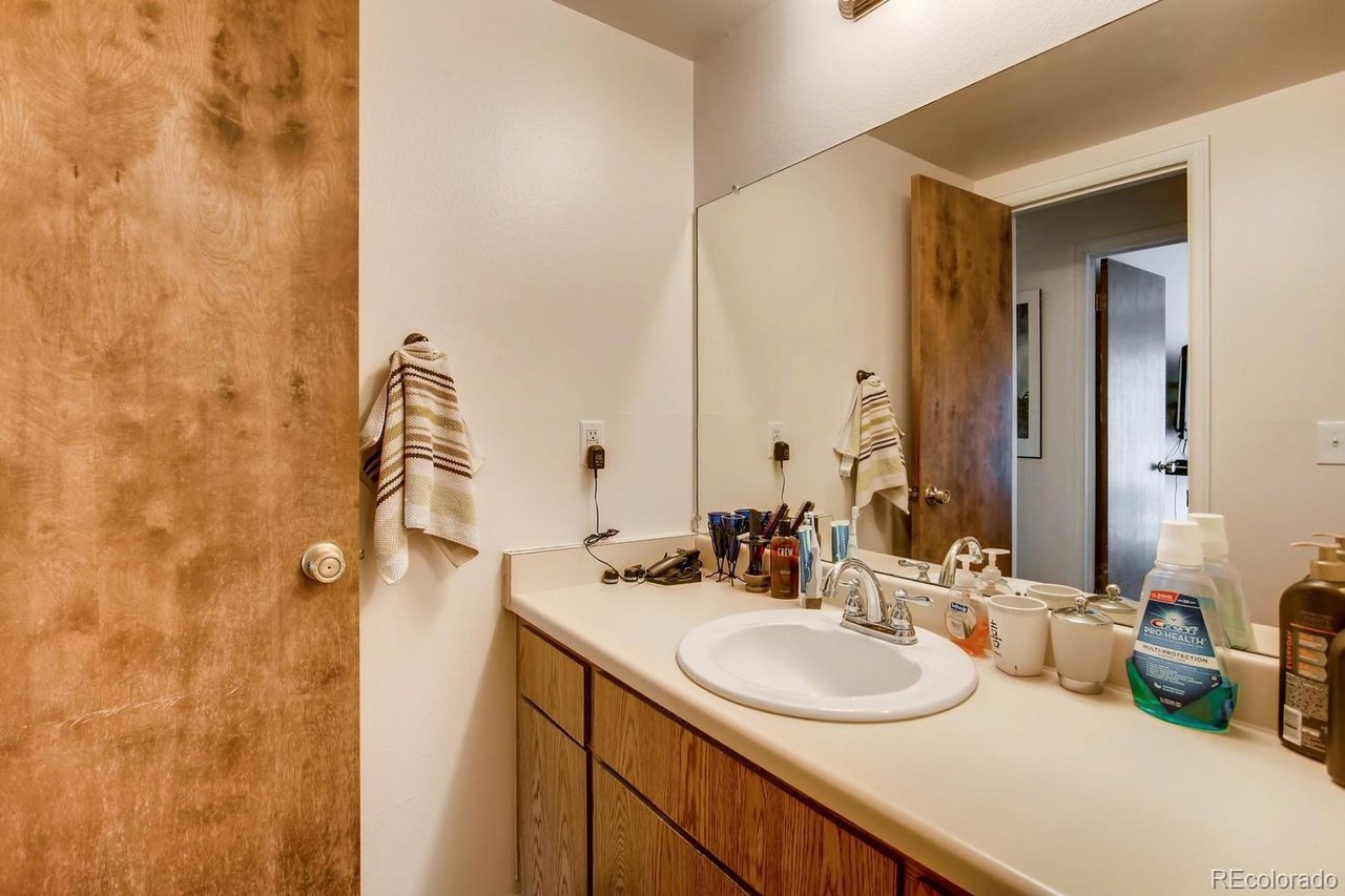 8100 W Quincy Avenue Unit# L7