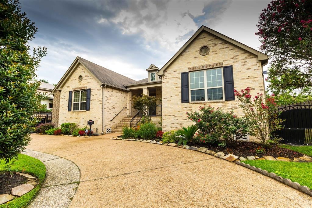 3706 N Braeswood Blvd