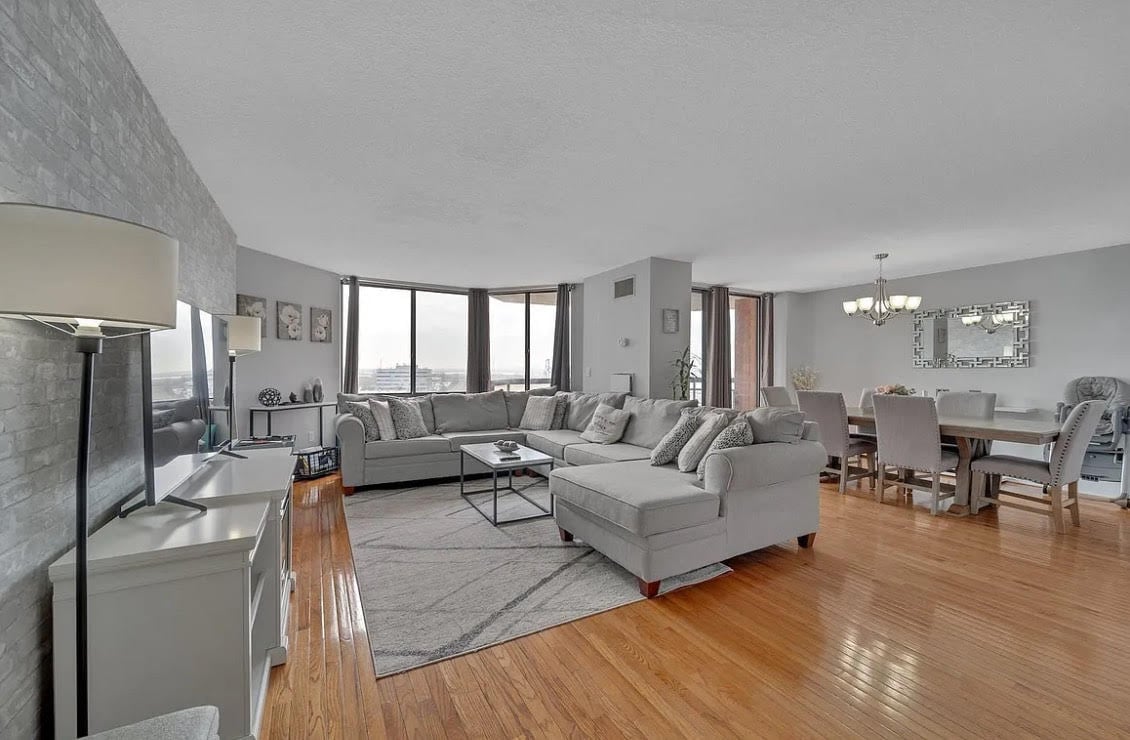 728 Harmon Cove