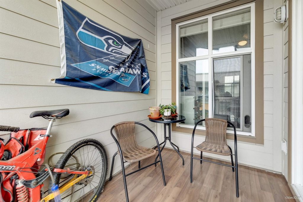 2343 Atkins Ave, #418