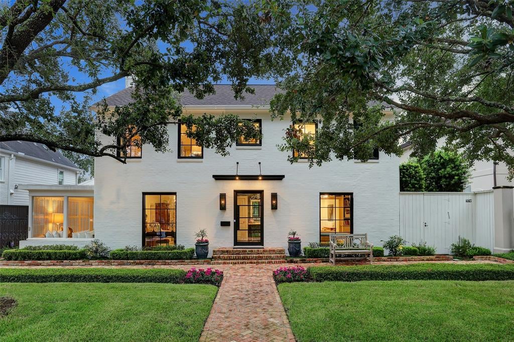 2219 Del Monte Dr
