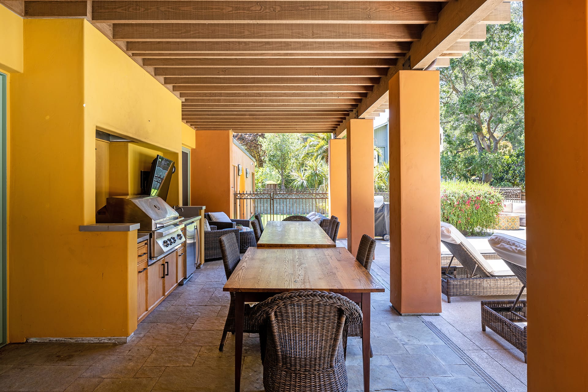 Santa Cruz Masterpiece - 1151 Scholl Lane