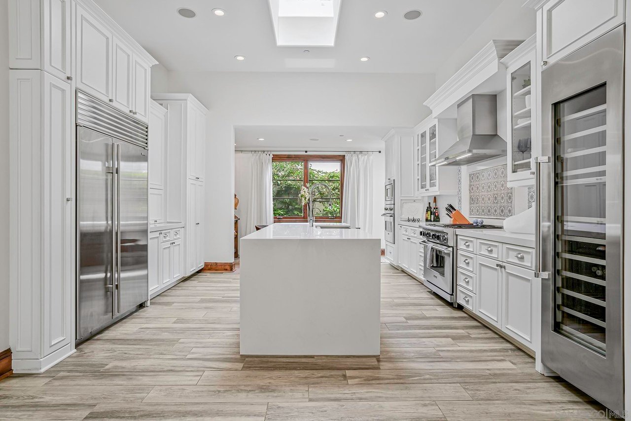 15823 The River Trail