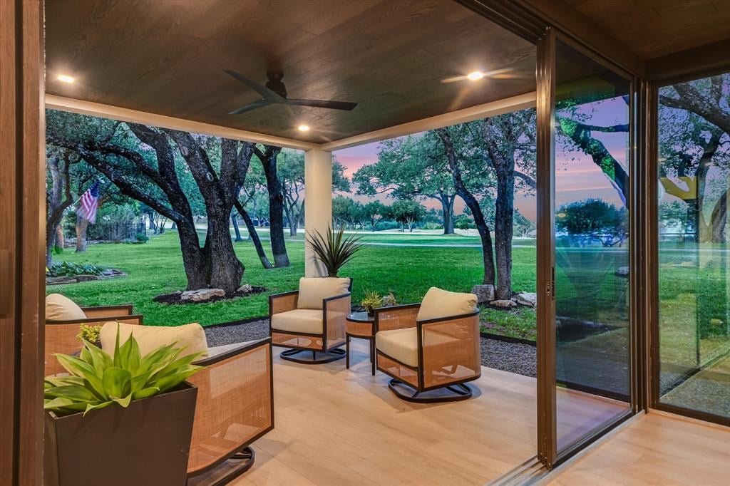 6204 Lost Horizon Drive