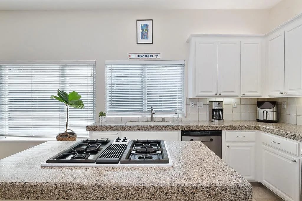 4622 Nassau Ct