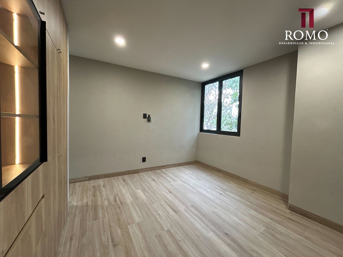 CASA CARRILLO EN VENTA EN BUGAMBILIAS $23'400,000.00 MN